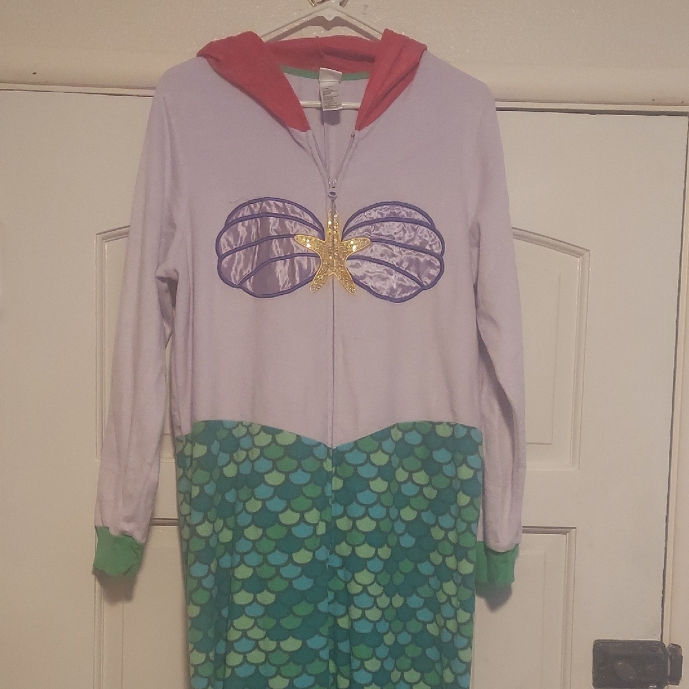 Disney Red and Green Hooded Sleepwear
